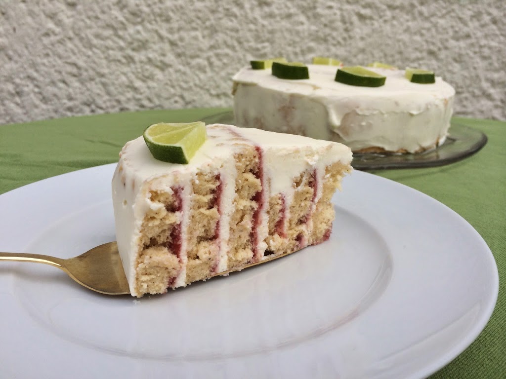 Erdbeer-Limetten-Torte - danielas foodblog